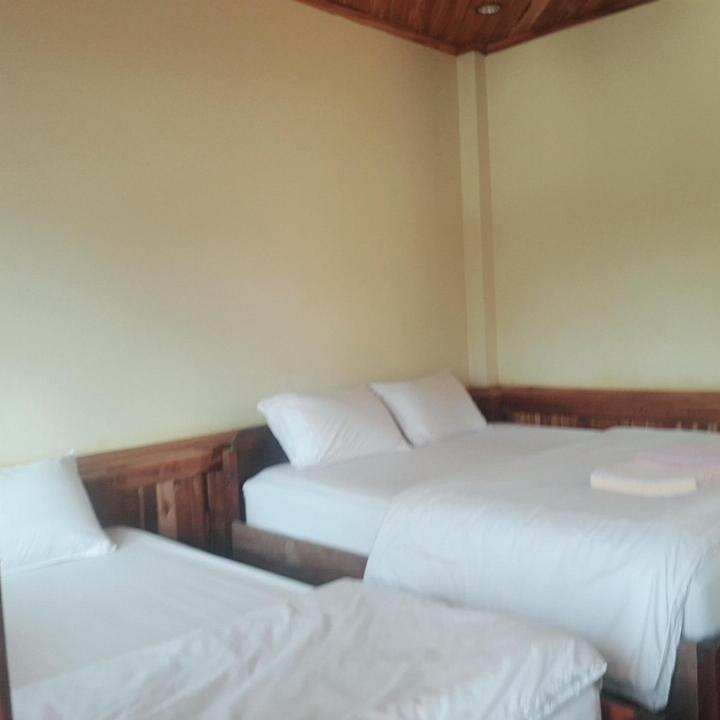 Sunrise Bungalow Hotel Nong Khiaw Exterior photo