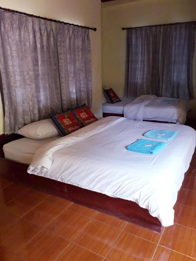 Sunrise Bungalow Hotel Nong Khiaw Exterior photo